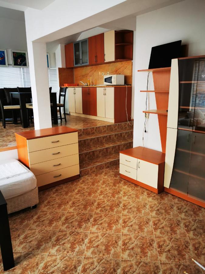 Jelezchevi Guest Rooms بريمورسكو المظهر الخارجي الصورة