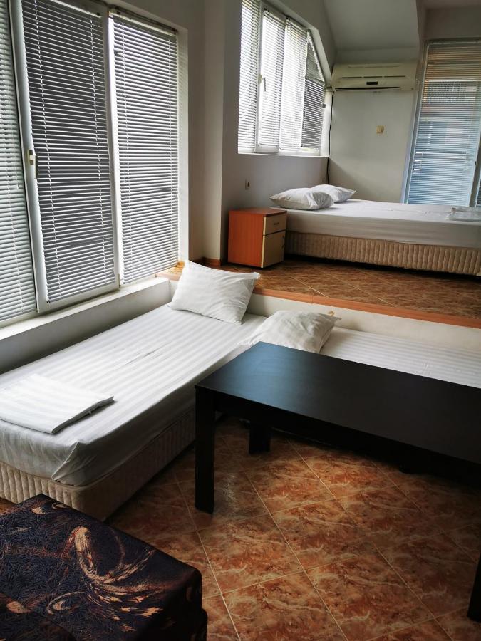 Jelezchevi Guest Rooms بريمورسكو المظهر الخارجي الصورة