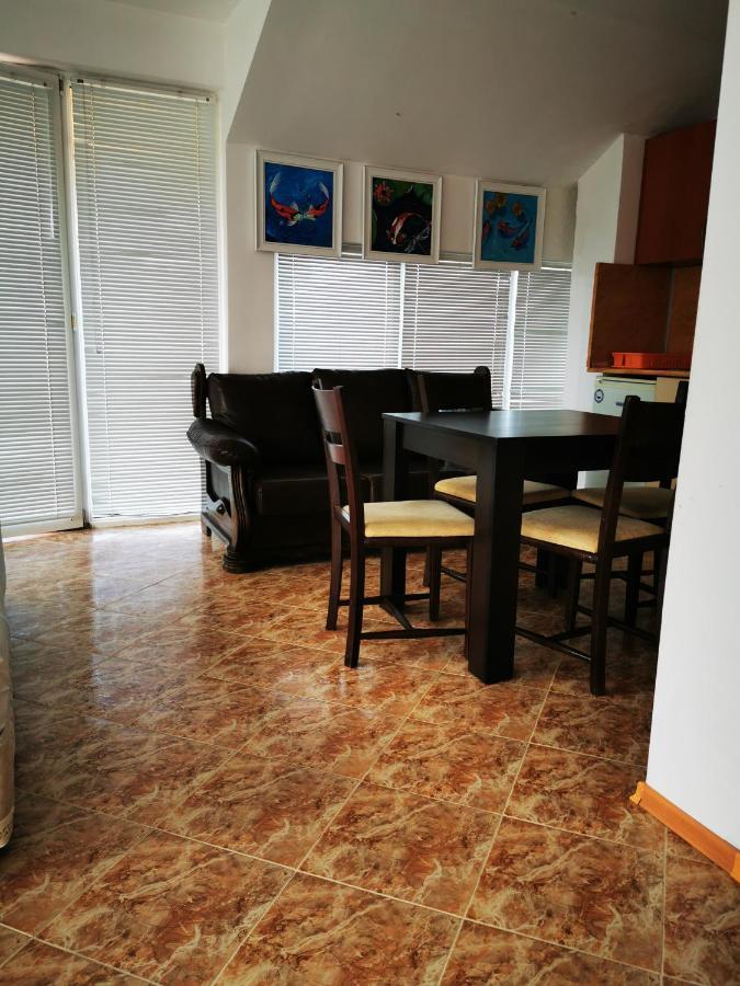 Jelezchevi Guest Rooms بريمورسكو المظهر الخارجي الصورة