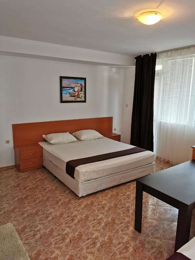 Jelezchevi Guest Rooms بريمورسكو المظهر الخارجي الصورة