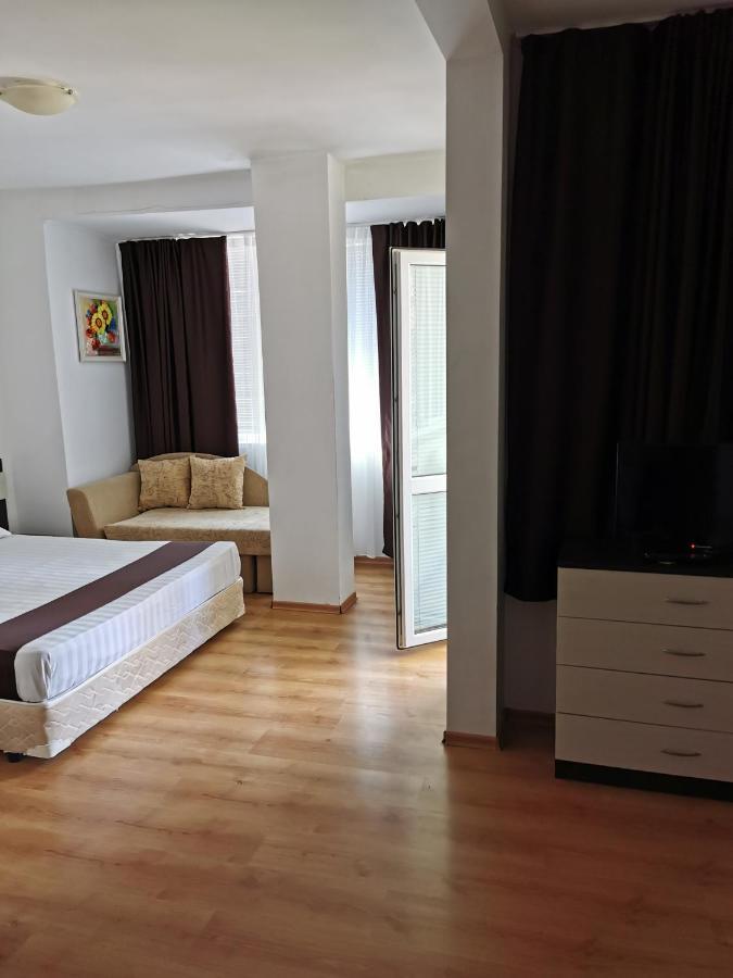 Jelezchevi Guest Rooms بريمورسكو المظهر الخارجي الصورة
