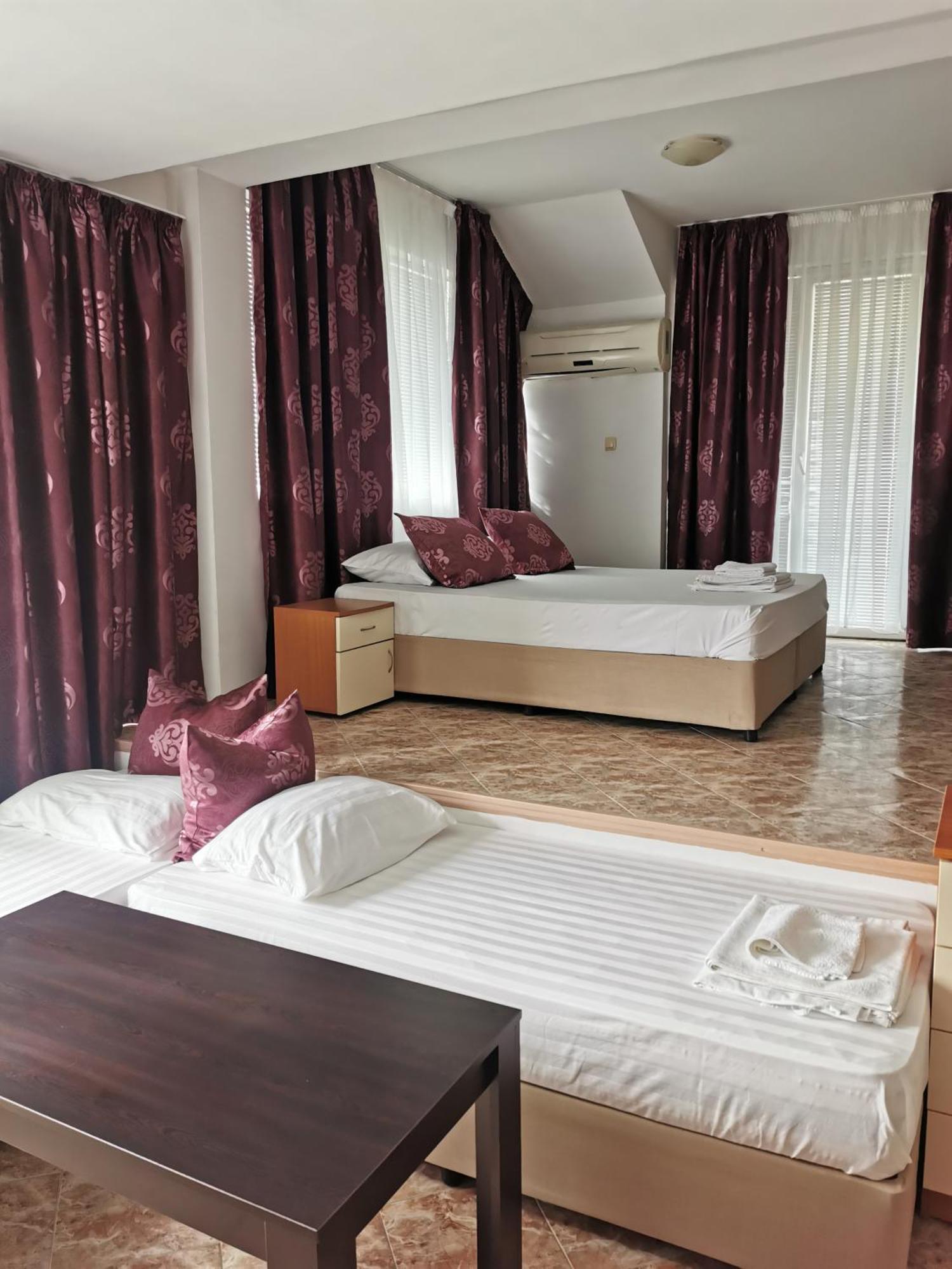 Jelezchevi Guest Rooms بريمورسكو المظهر الخارجي الصورة