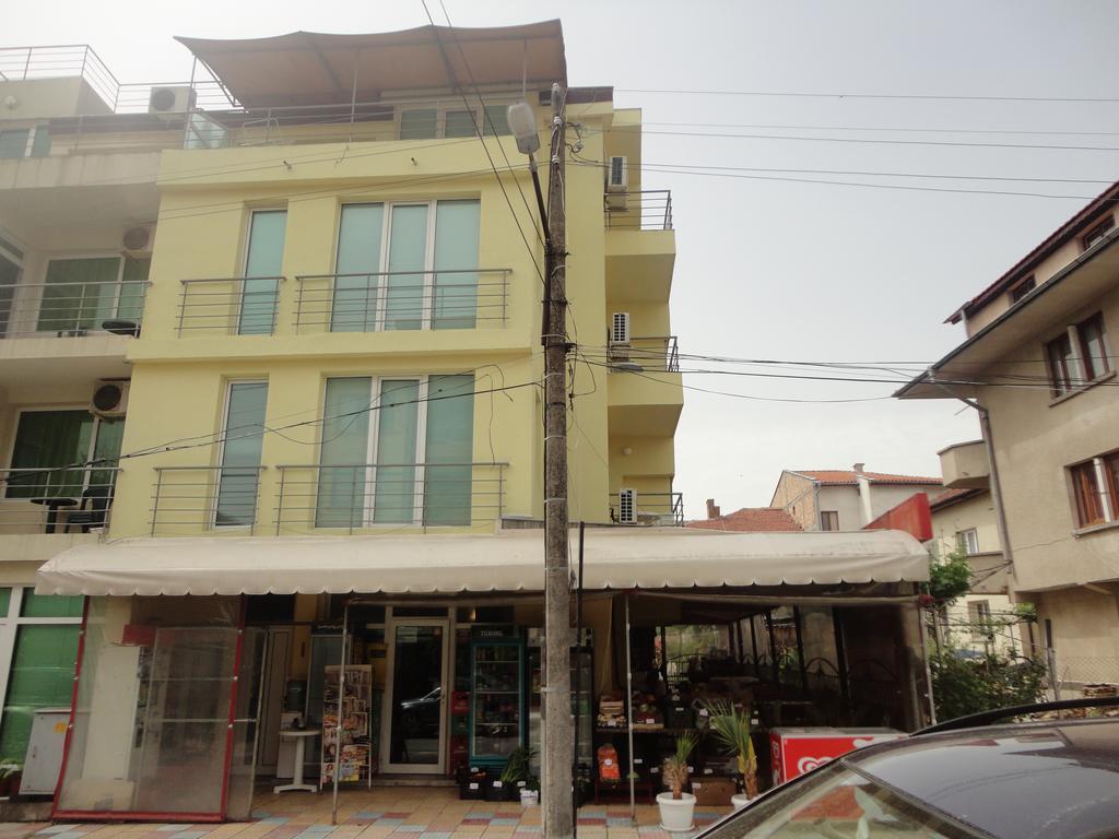 Jelezchevi Guest Rooms بريمورسكو المظهر الخارجي الصورة